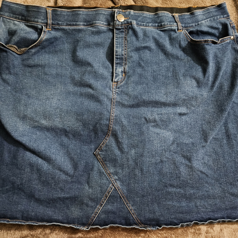 Morgan & Walker Denim Skirt Size 26w